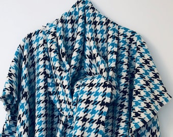 Mens Poncho Cape - Blue Houndstooth Wool Poncho Man Kimono - Winter Blanket Capes Poncho Mens - Blue Grey Wool Mens Poncho Cape Menswear UK
