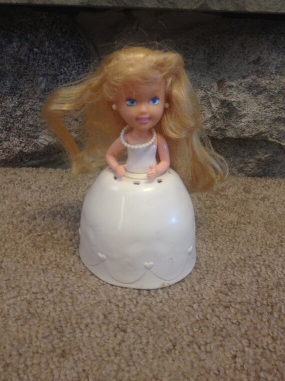 bonnie bride doll