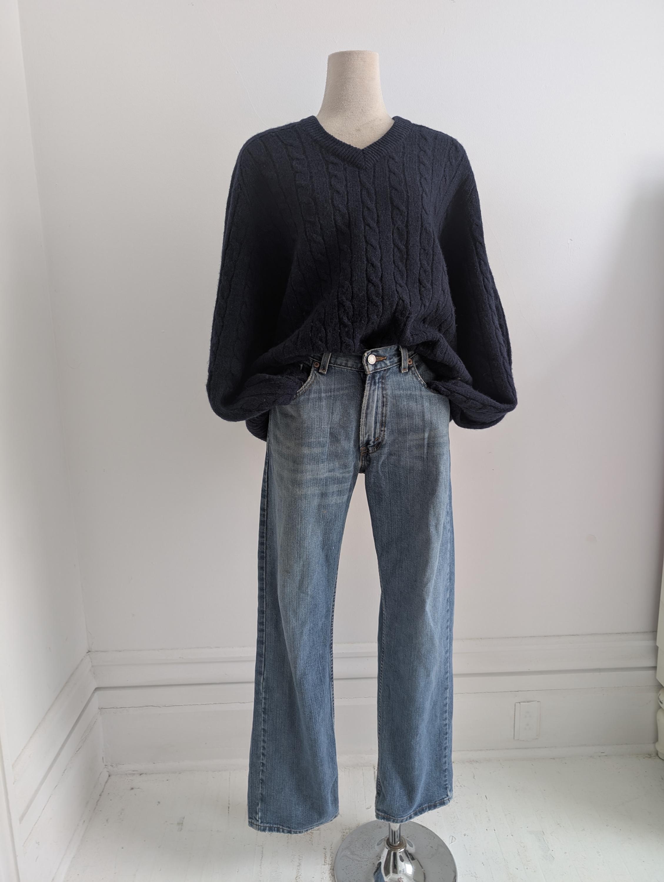 Vintage Wool Cable Knit V Neck Sweater/navy/slouchy Sweater/cozy 