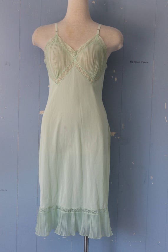 Vintage Mid Century Slip/Lingerie/Soft Mint Green/