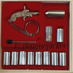Berloque Pinfire Pistole 2 MM Miniatur Blank/Cap/Flare Gun Schlüsselanhänger mit Holz Box