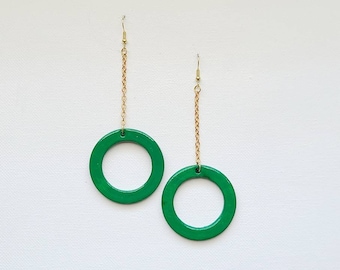 Handpainted earrings, green earrings, statement earrings, chain earrings, statement earrings, retro earrings, boho earrings, long earrings