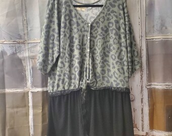 Upcycled Tunic One-of-a-Kind Chic Size 1X Loose Fit