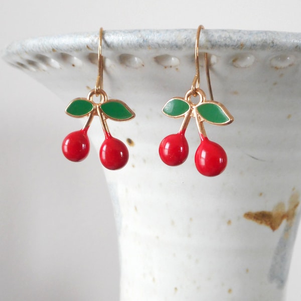 Very cute-3D Gold tone Enamel red Cherry Charm earrings