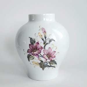 RARE!! Vintage Kaiser W Germany Liliane Floral Vase, Kaiser Porcelain Vase, White Porcelain Vase