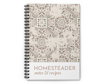 Cadeau voor Homesteader, notitieboek Homesteader, notitieboek met regels, quiltpapier, beige en roze, receptenhouder
