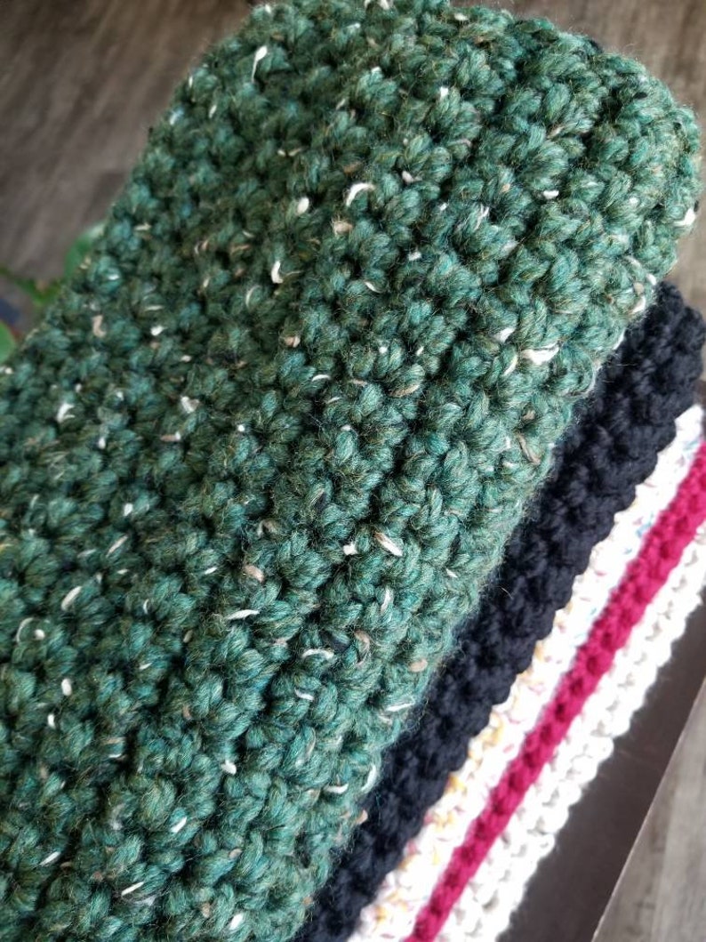 Chunky Crochet Scarf Emerald