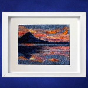 Ocean Wool Felt Picture.  Sunset Wool Painted Felted  Art, Waves Original Wool Painting, Wool Wall Hanging, Needle Felted Art Oceanscape