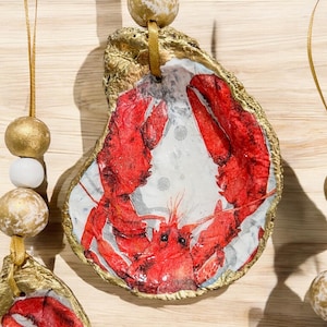 Gilded Lobster Oyster Shell Ornament, Seashell ornament, Beach House, Coastal Christmas, Foodie, Hostess gift, Gifts under 25