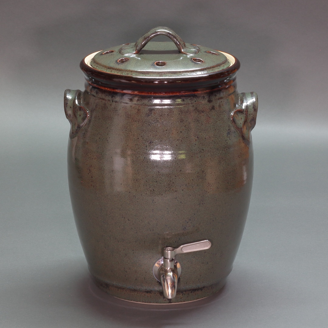 2 Gallon Kombucha Crock With Stainless Steel Spigot in Grenville Glaze