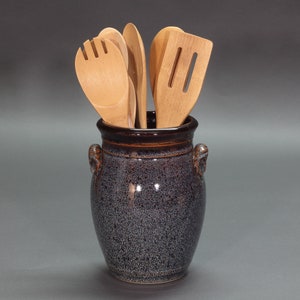 Utensil Holder In Speckled Hen Glaze