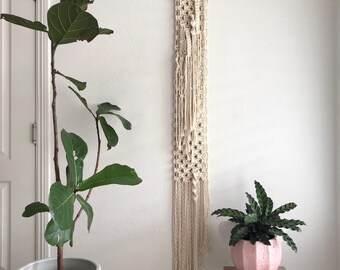 Macrame Wall Hanging/Wall Hanging/Weaving/Home Decor/Tapestry