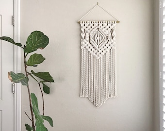 Macrame Pattern - Written PDF by Elsie Goodwin/Reform Fibers - Digital Macrame Pattern - Instant download - Name: Center Diamond