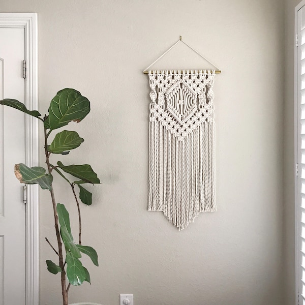 Macrame Wall Hanging Pattern – Center Diamond - DIY Beginner Macrame (Instant Download PDF) by Elsie Goodwin
