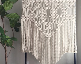 Macrame Pattern - Written PDF by Elsie Goodwin/Reform Fibers - Digital Macrame Pattern - Instant download - Name: Triangles and Diamonds