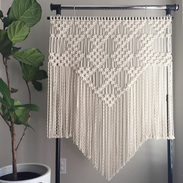 Macrame Pattern - Written PDF by Elsie Goodwin/Reform Fibers - Digital Macrame Pattern - Instant download - Name: Triangles and Diamonds