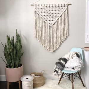 Macrame Pattern Written PDF by Elsie Goodwin/Reform Fibers Digital Macrame Pattern Instant download Name: XL Triangle image 4