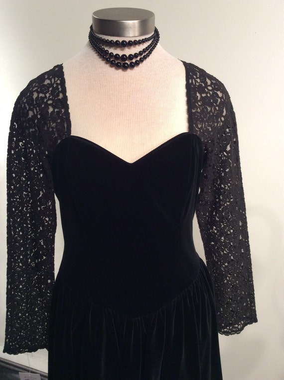 Vintage Laura Ashley Black Velvet and Lace Medieva