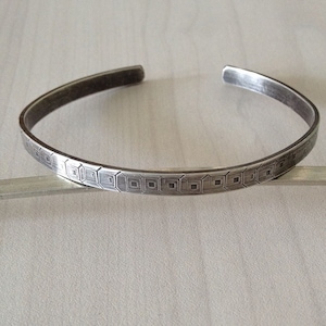 Mens Silver Cuff , Narrow Bracelet For Man , Handmade Mens Bracelet  , Texture Silver Bracelet ,  Gift For Him