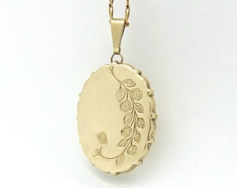 9ct Gold Locket Necklace | Vintage Oval 9k Locket Pendant