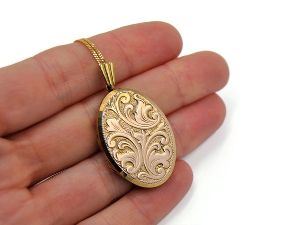 9ct Gold Georg Jensen Locket Pendant Vintage 1970 s Oval Engraved