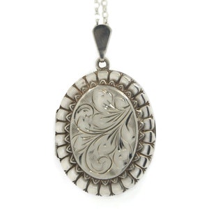 Vintage Oval Sterling Silver Locket Necklace