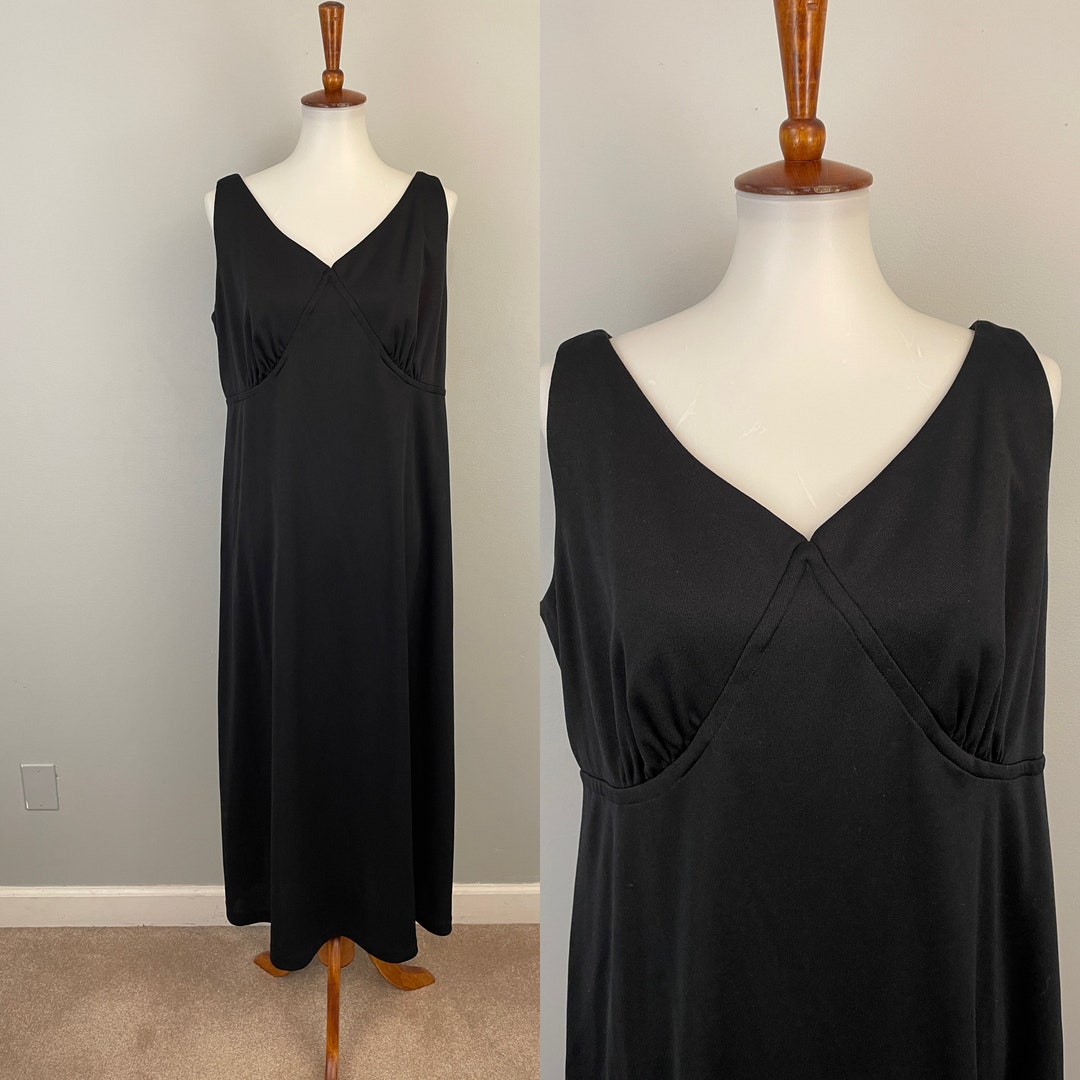 sweetheart neck cocktail dress Nox Anabel T869W V Neck Long Sleeve silver sparkle dress Size:US20