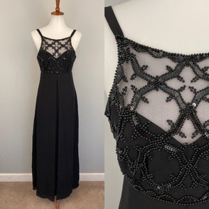 Vintage FAVIANA Black Evening Gown Prom Dress Beaded Sequin Dress Chiffon Long Black Sleeveless Formal Size 9/10 Junior Vintage Dresses