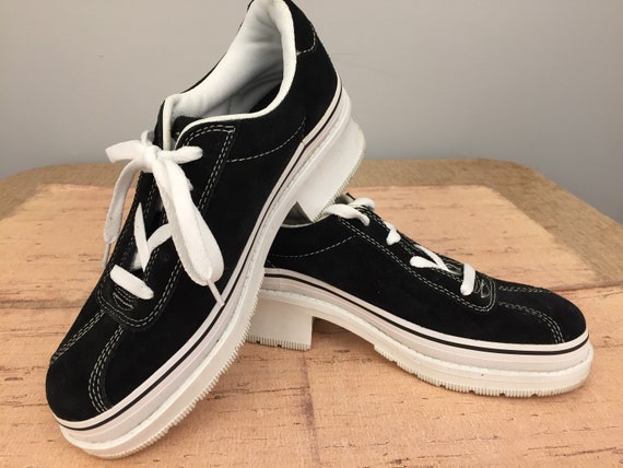 skechers platform trainers 90s
