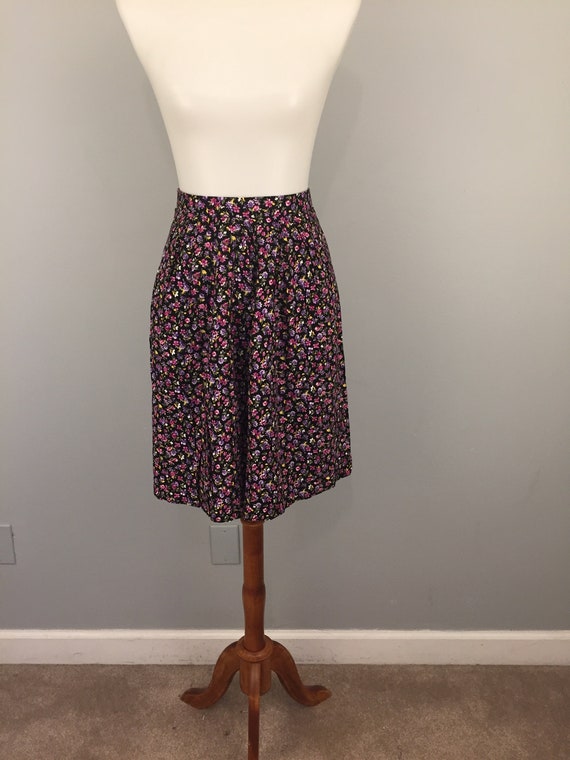 Vintage Skorts Mini Skirt Split Skirt Floral Dits… - image 2