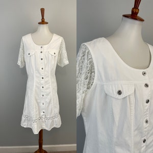 2000s White Cotton Dress Summer Vintage Y2K White Summer Dress with Lace Sleeve Fit & Flare Denim Short Sleeve Ruffle Hem Women XL Size 16