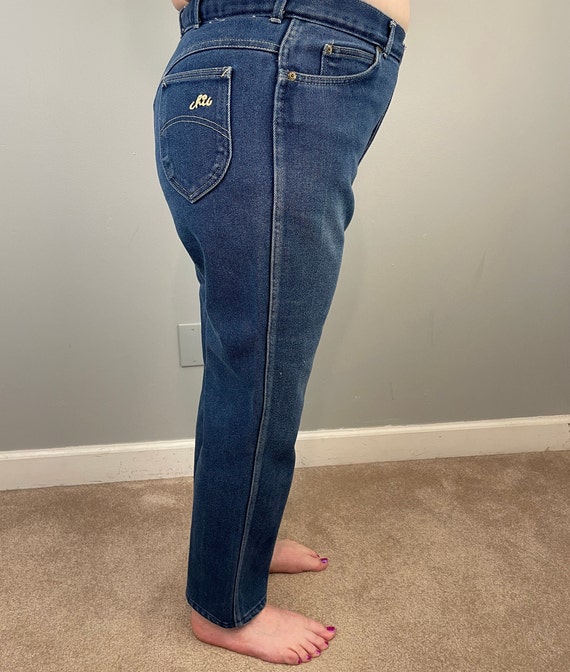 80s Chic Jeans Medium Wash High Waisted Jeans Straight Blue Jeans Mom Jeans  1980s Denim Trousers Retro Vintage Plus Size 37 X 27 37 Waist 