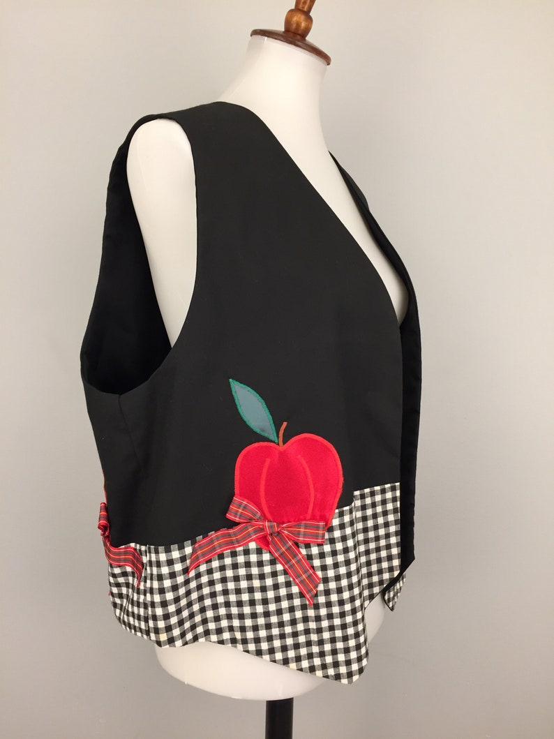Teachers Gift Novelty Vest Red Apples Black White Check Plaid Applique 1X Women Plus Size Clothing Back to School Teacher Clothing Christmas