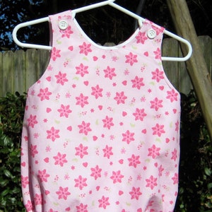 Infant baby girl bubble suit, romper, sunsuit, playsuit with snap crotch.  Size 6 months.  Infants and childrens clothing.