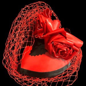 Rubber Latex Teardrop Fascinator Hat with Double Rubber Rose & leaves detail, Birdcage French Veil, Latex Fetish Gothic Accessory UK ONLY 画像 8