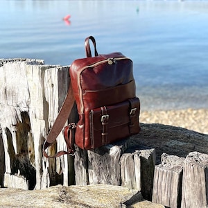 Mochila de cuero italiana, mochila de cuero, mochila, cartera de cuero, bolso para computadora portátil, bolso para computadora, bolso de cuero, bolso de viaje, Floto Sabina
