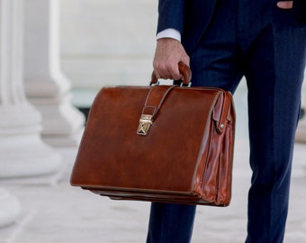 Leather Briefcase, Lawyer Briefcase, Doctor Briefcase, Laptop Bag, Leather bag, Mens Briefcase, Floto Ciabatta Brief Brown (4521BROWN)