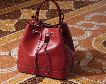 Leather Bag, Bucket Bag, Leather Handbag, Leather Crossbody, Handmade Leather Bag, Woman Leather Bag, Floto Milano Bucket Bag (1213RED)
