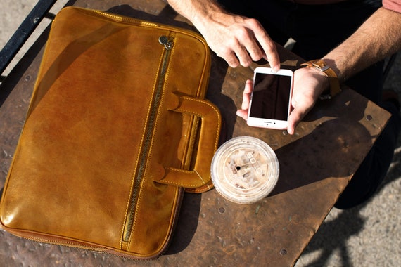 Honey Brown Leather Briefcase Messenger Bag Floto Olive
