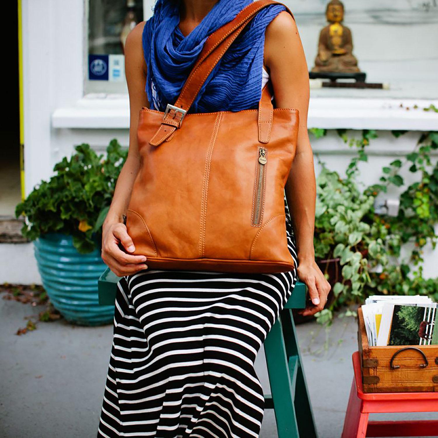 トートバッグ Fallett Asymmetric Bag Leather Charcoal FA2401BG13BR ○Fallett○ Asymmetric Bag Leather Charcoal FA2401BG13BR s