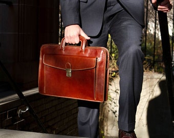 Pasta executiva em couro toscano, bolsa fina para laptop, couro de bezerro italiano.