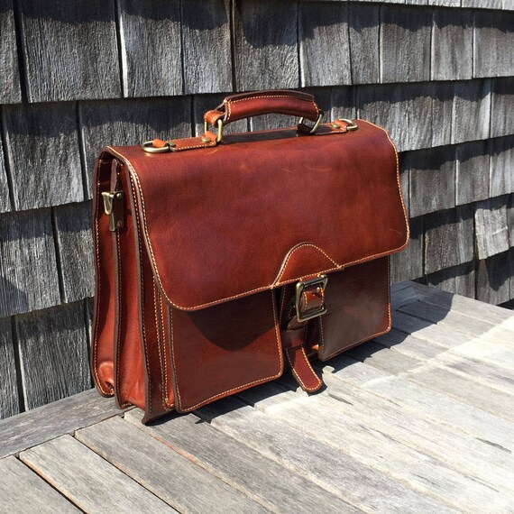 A Review of Saddleback Leather's Thin Briefcase
