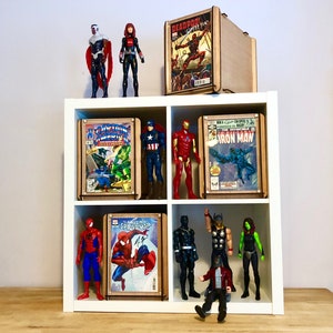 Trois boîtes de rangement pour bandes dessinées Comprend un cadre en plexiglas pour exposer vos bandes dessinées préférées Excellent cadeau de collectionneur de bandes dessinées ou de père image 5