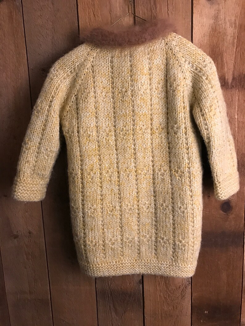 knitted cardigan with fur collar