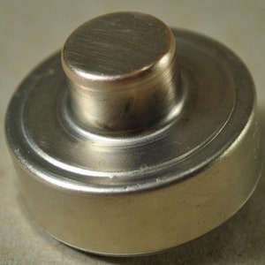 Telechron H3 Rotor Model: M2682 3.6 RPM 60 cycle in a Nickel/Copper Casing, Circa 1950s