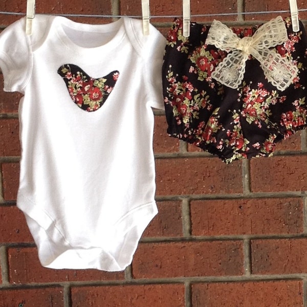 BABY set floral, black floral outfit baby girl, baby girl bodysuit and diaper cover, decorated bodysuit 3 6 12 18 mths, floral diaper cover