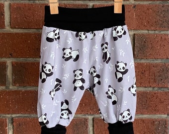 Pants for babies yoga waistband panda jersey in size 3 months