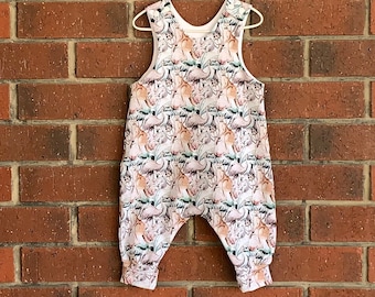 Australian wildlife jumpsuit unisex size 6-9 months Australian made