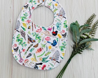 Classic bib in small print with towelling and snaps