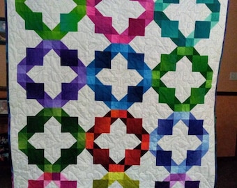 Gradation Throw Quilt